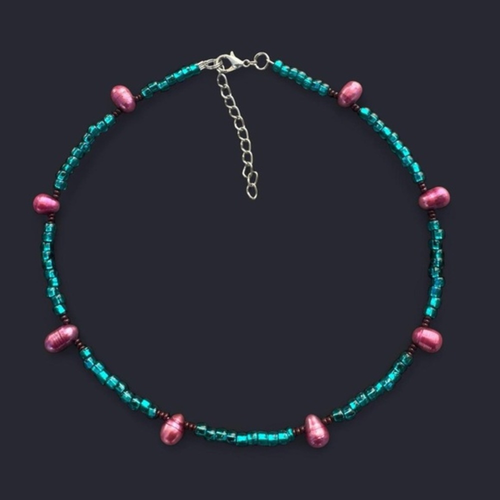 Berry Jade Choker Bead Necklace